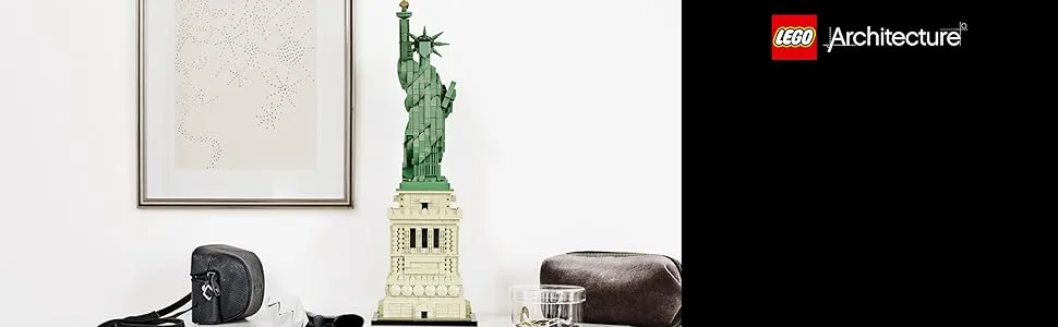 LEGO Architecture Statue of Liberty 21042 – Paperback product image