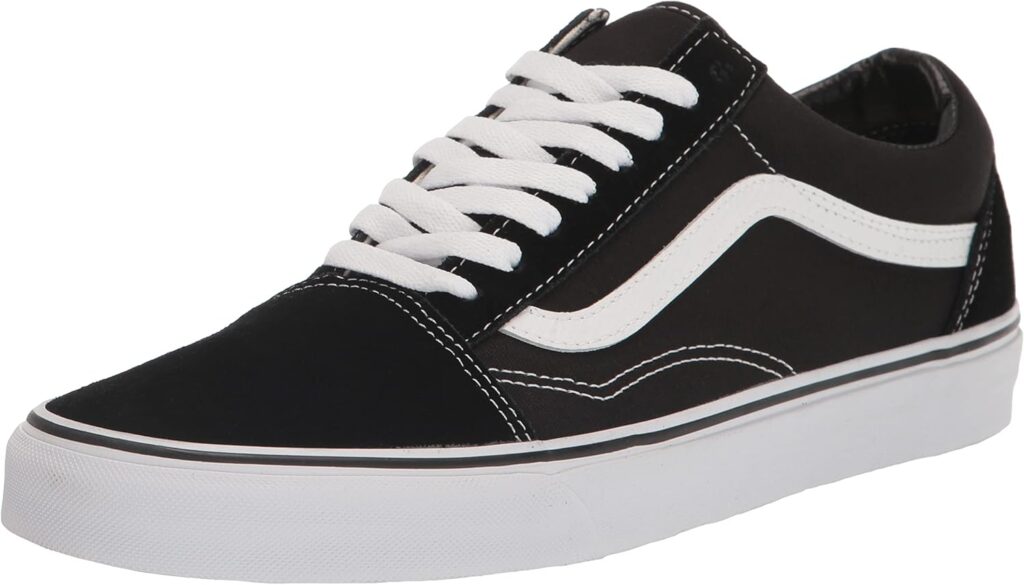 Vans Old Skool Classic – Color: Burgundy, Size: US 11