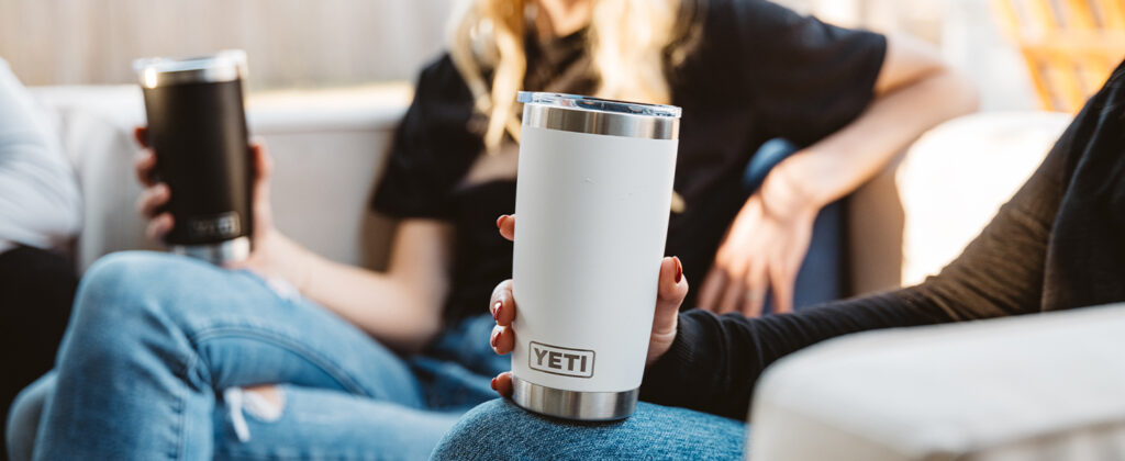 YETI Rambler 20 oz Tumbler – Color: Empire Red